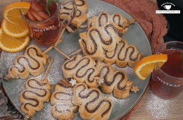 Pečieme s deťmi: Čokoládové stromčeky a ovocný punč