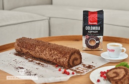 Recept na nadýchanú kávovú roládu s čokoládovou plnkou