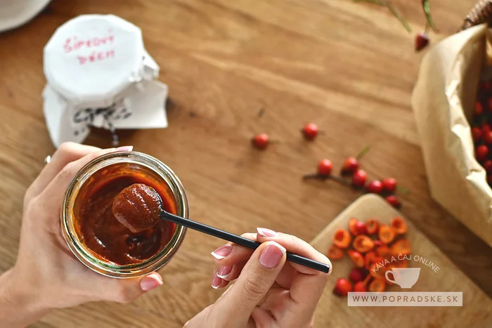 Recept na výborný domáci šípkový džem