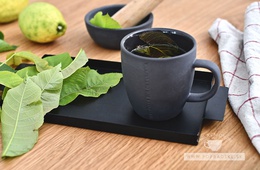 Orechové listy: Recepty na čaj, odvar či tinktúru, ktoré vám pomôžu využiť ich liečivú silu naplno