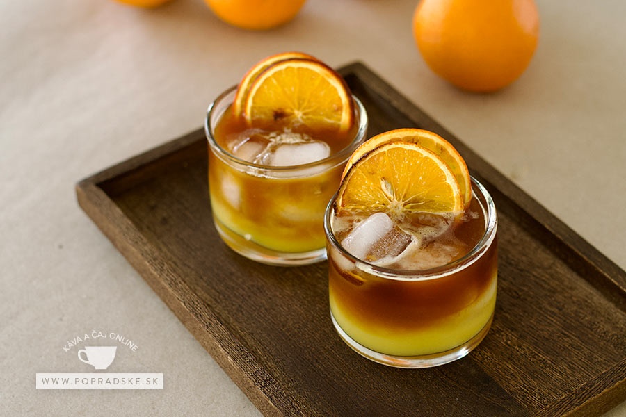 Espresso orange v sklenených pohároch
