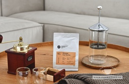 Spoznajte french press: Elegantný a jednoduchý ručný kávovar