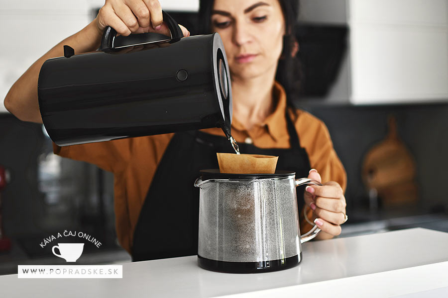 Príprava filtrovanej kávy